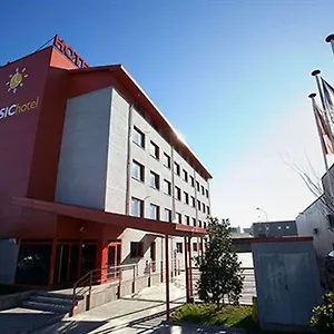 Basic Hotel Olerdola
